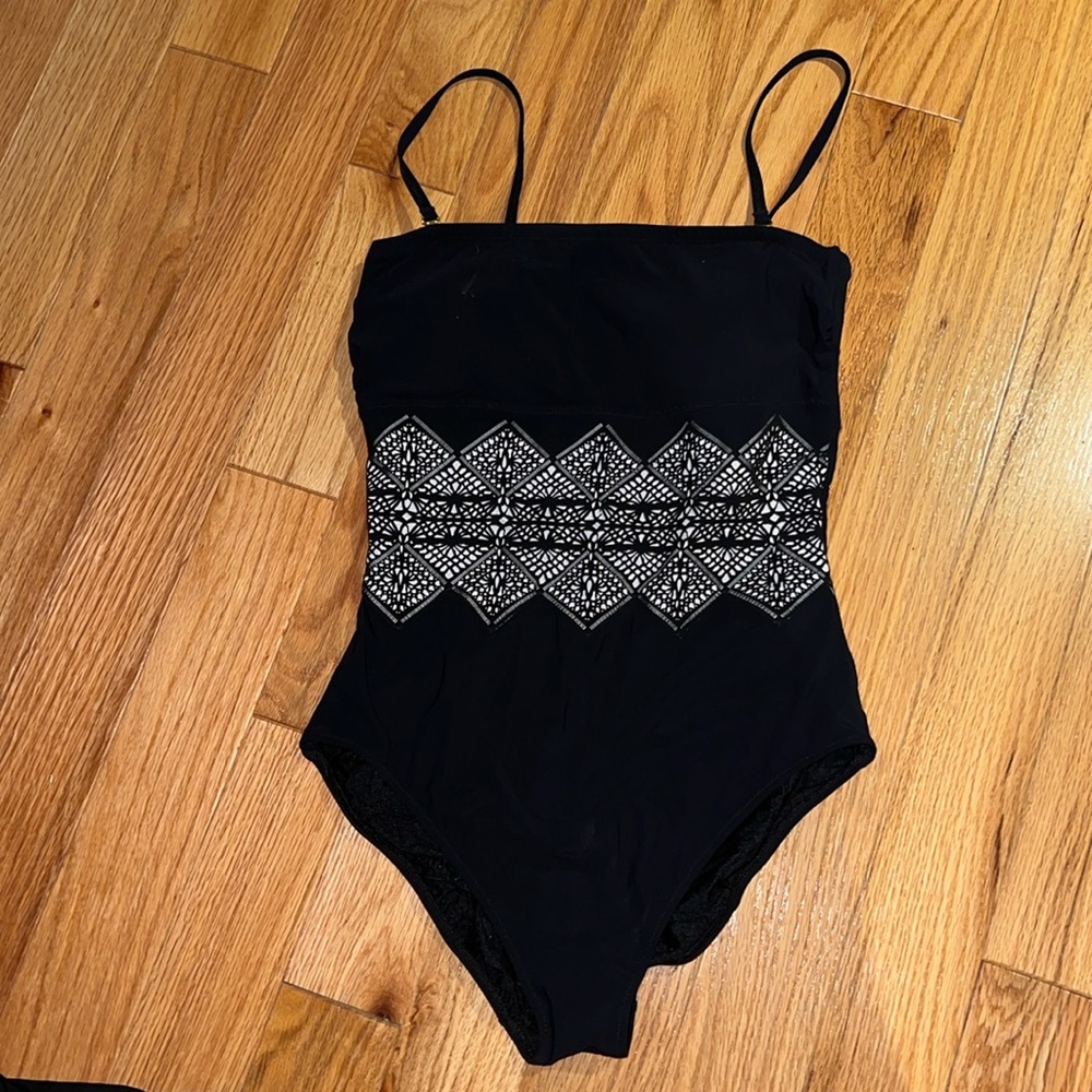 Gottex one piece black bathing suit size 12